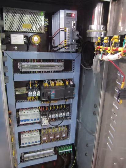 Máquina envasadora y trituradora de bolsitas de sal y pimienta global brillante